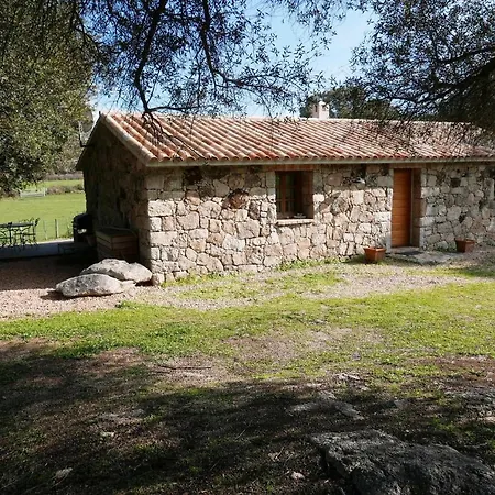 Les Bergeries D'alapa Lodge *