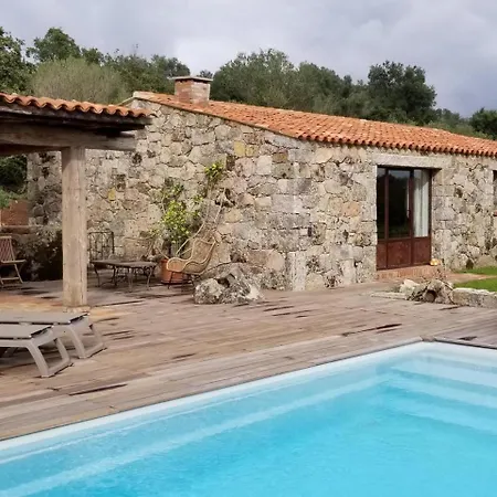 Les Bergeries D'alapa Lodge *